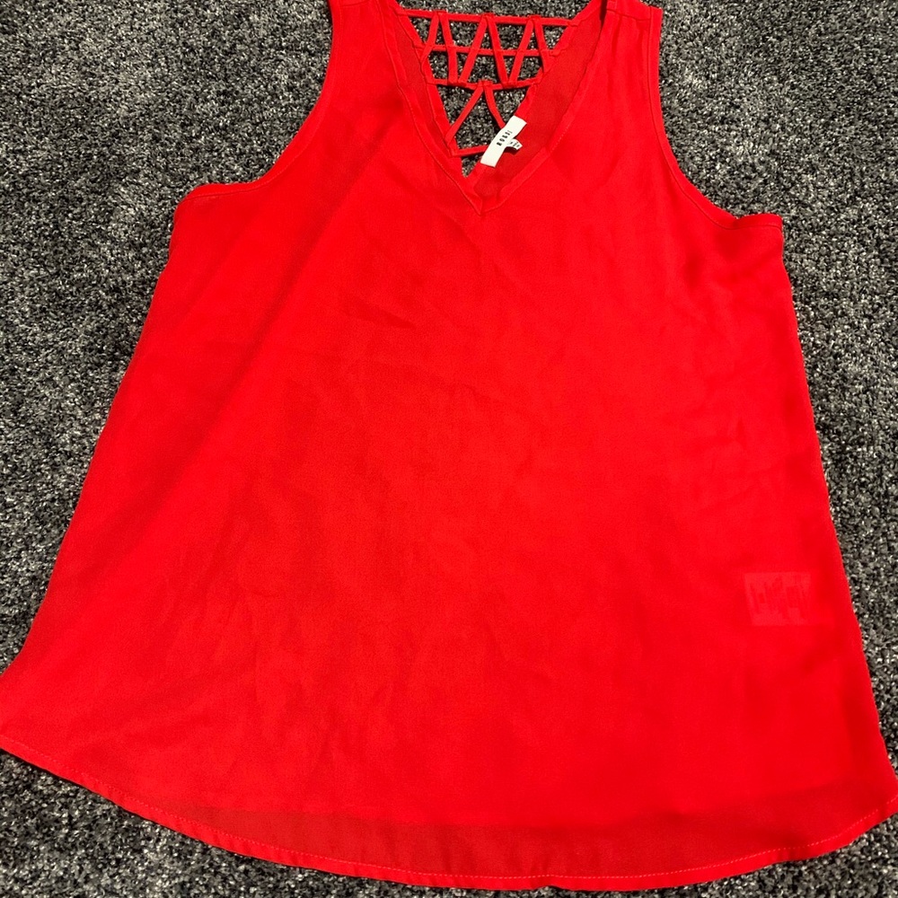 Nordstrom Red woman’s top Ro&DE